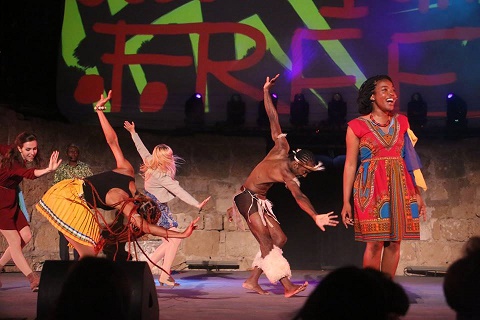 الكوميديا الموسيقية "ماديبا" على ركح المسرح الأثري بقرطاج